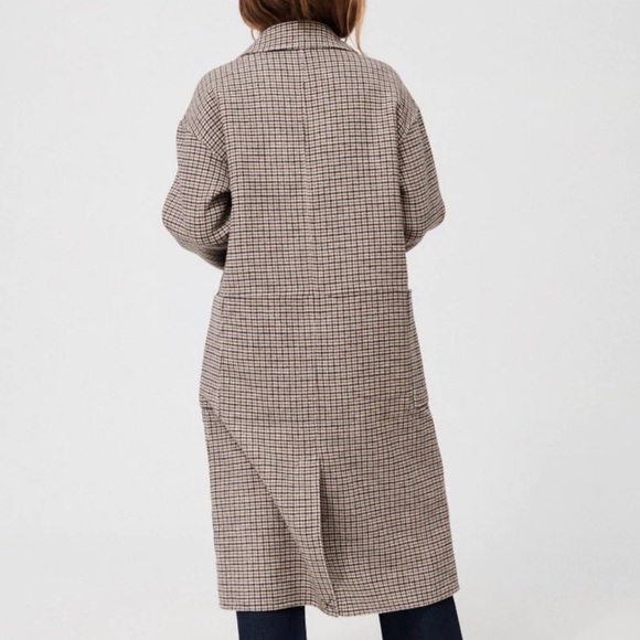 Vita Oversized Checked Wool Coat - Picture 5 of 12